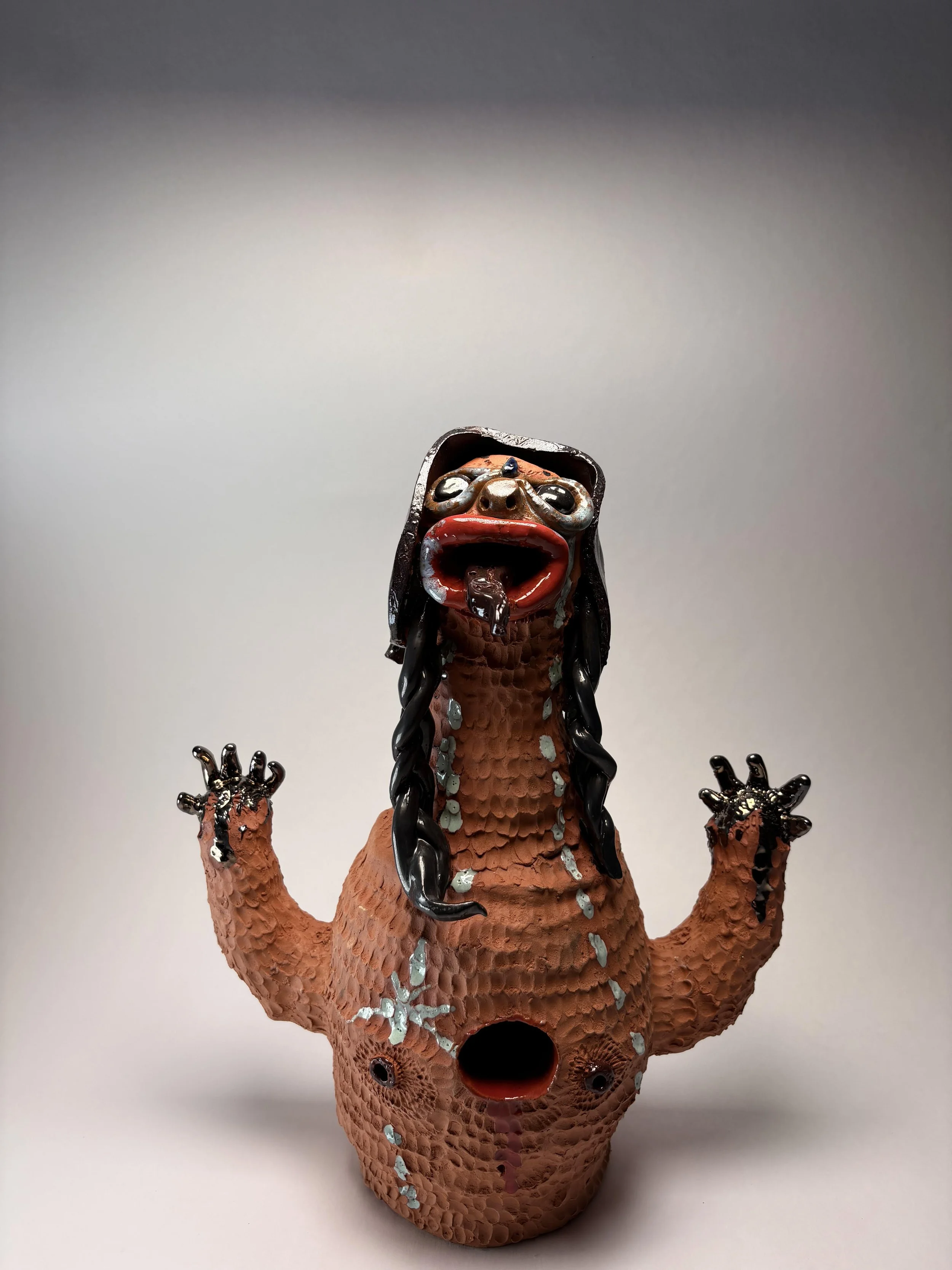 mi cholita, 28 x 20 x 6 cm, earthenware and glaze, 2026