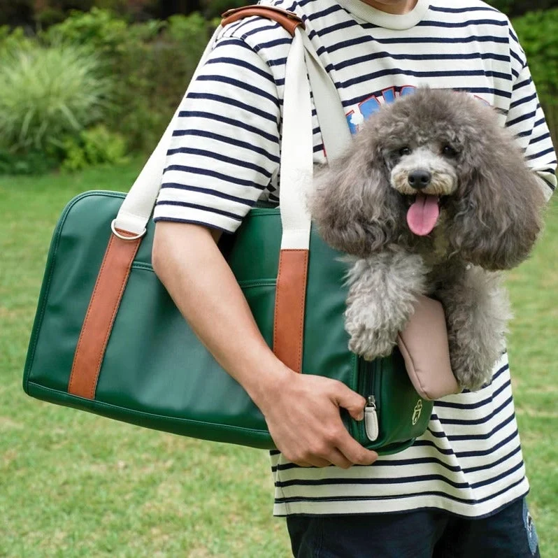 Boston Carrier Bag in Fairway Green Vegan Leather