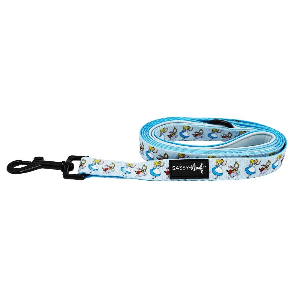 Sassy Woof Leash - Alice in Wonderland