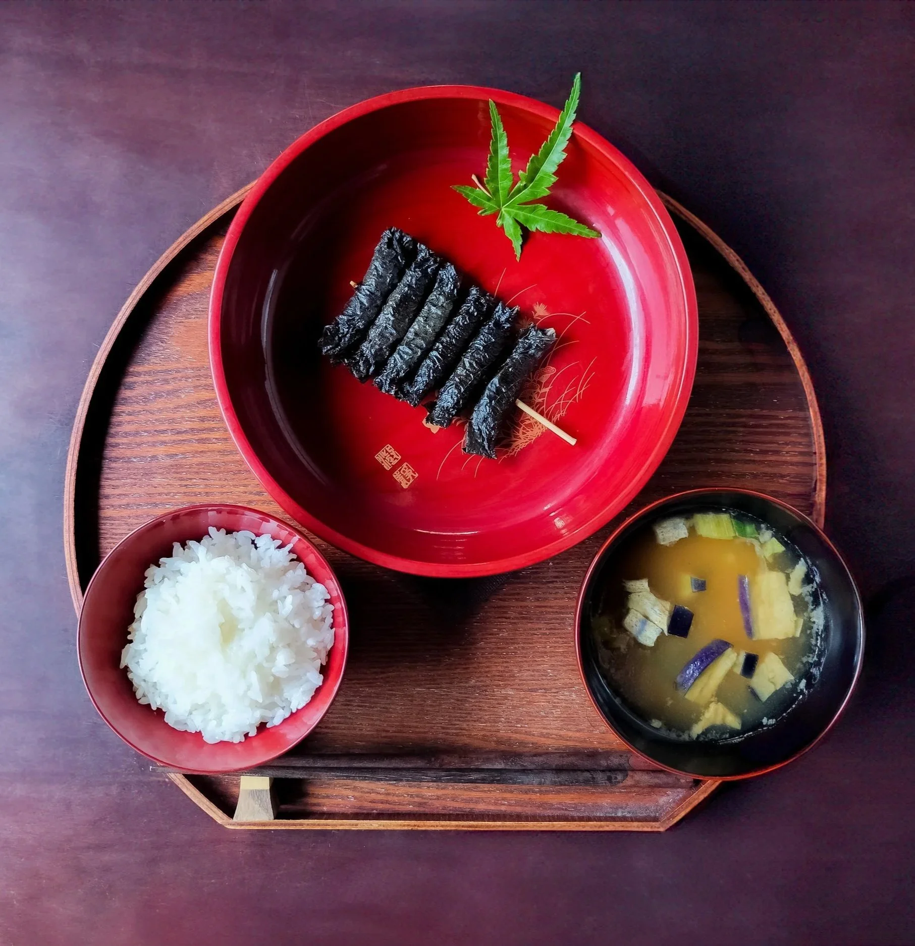 六軒京本舗、しそ巻定食