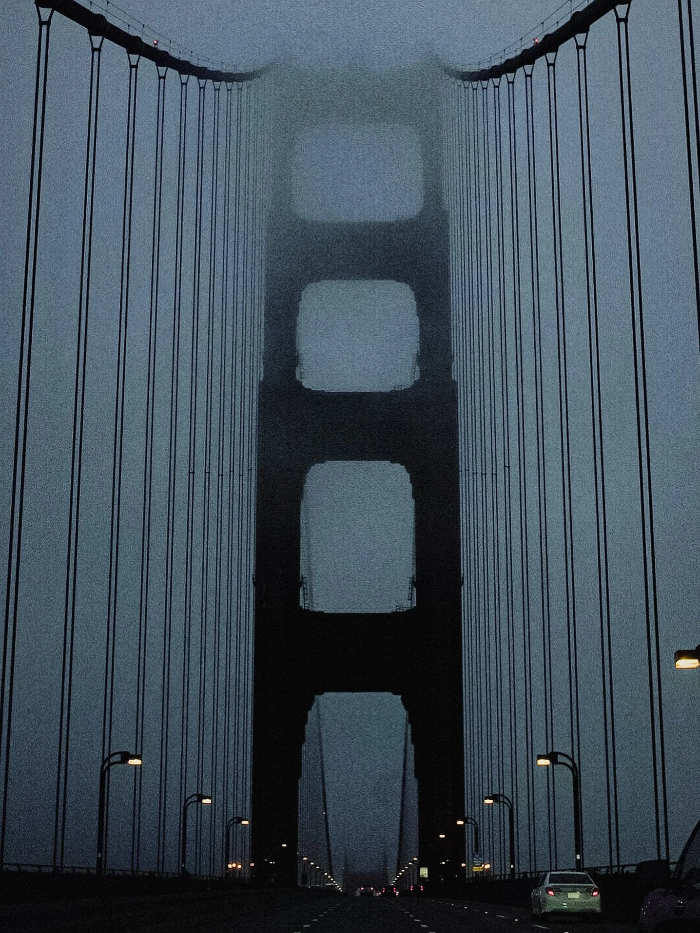 Into the fog.

#photo #photographer #streetphotographer #sf #sanfrancisco