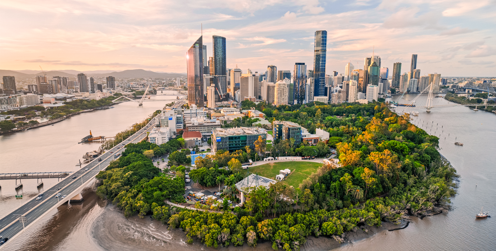 Aerial of QUT Gardens Point and Riverstage on the river’s edge of Brisbane City.