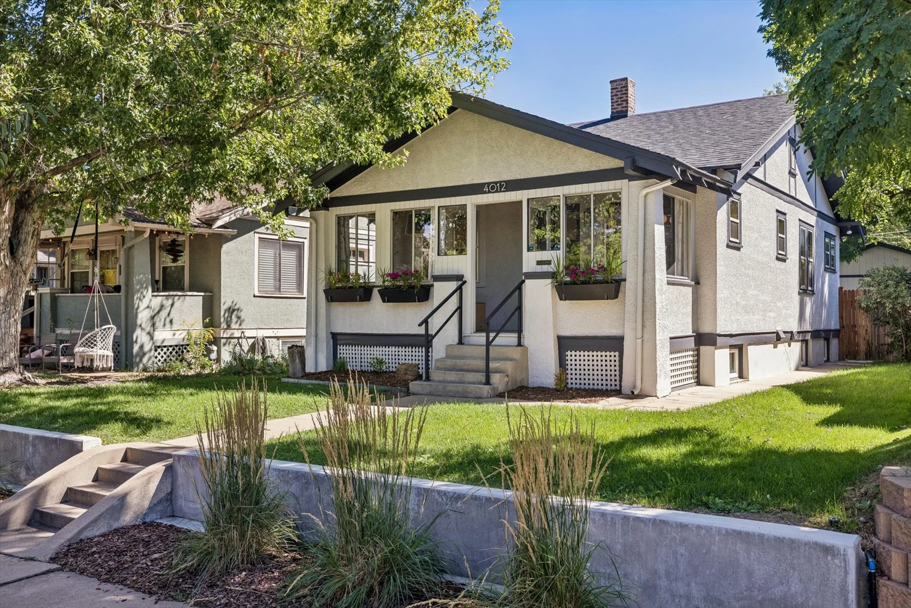 4012 Newton MLS Int 01-I2A9539.jpg