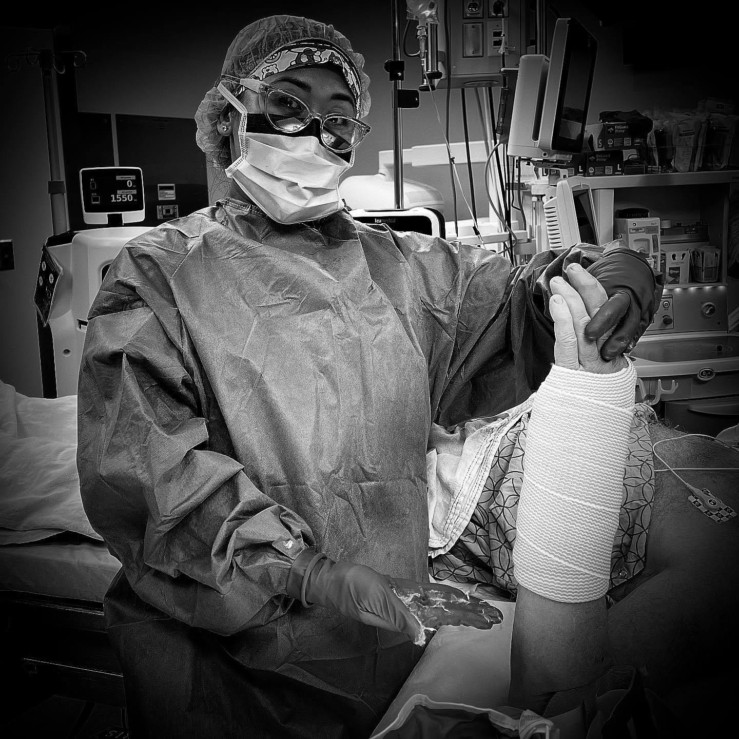 Applied a clean volar splint today aka the wrist&rsquo;s version of a supportive best friend.
Holds you together, doesn&rsquo;t complain. 😂🦴

#ORSquad #SurgicalAssistantLife #OrthoThings #OrthoMagic #CSA #CSFA #SA #FA #ScrubLife