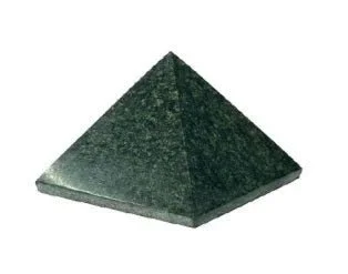 green-basalt-pyramid-50mm-6842959.jpg