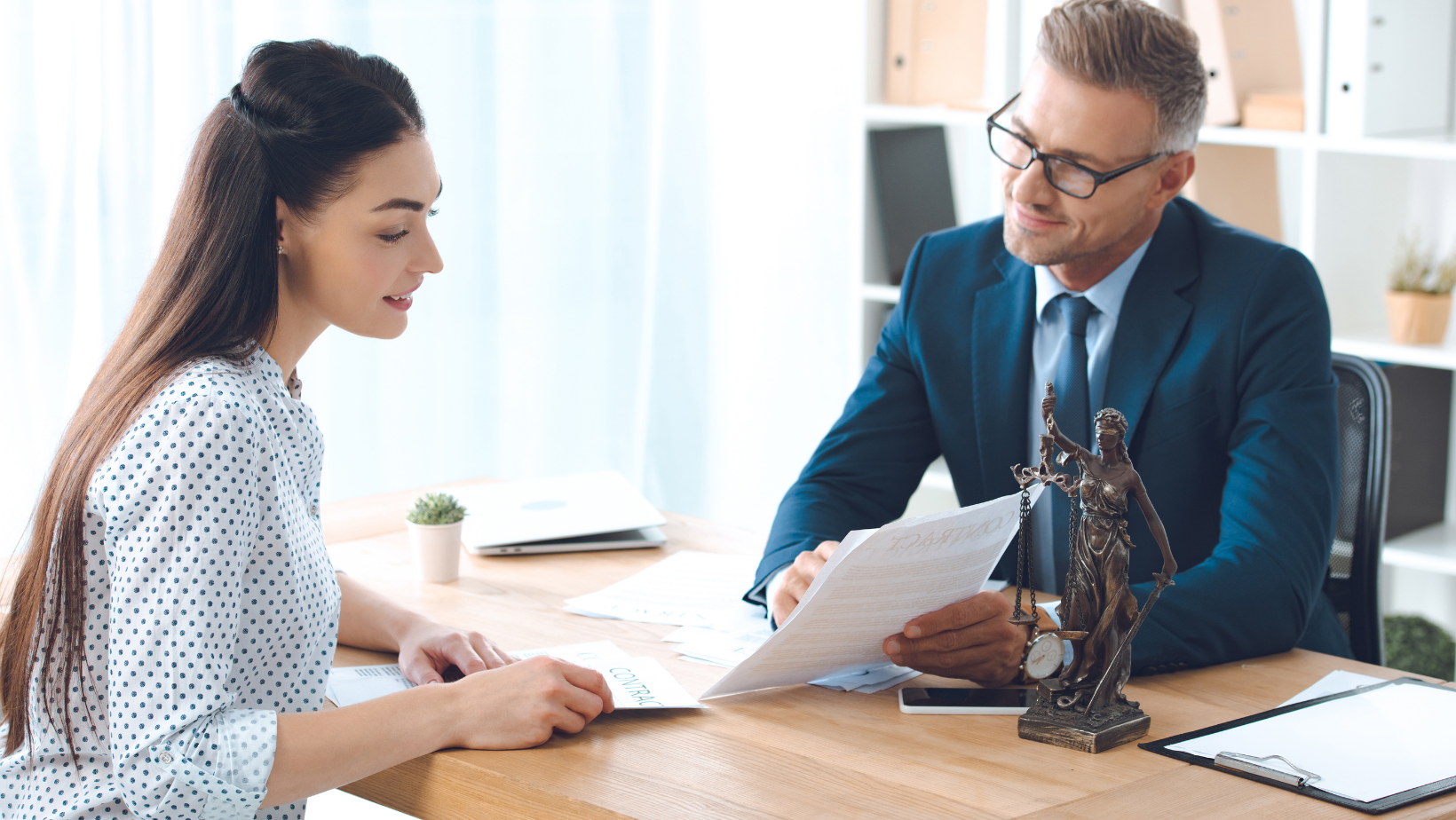 Can We Hire The Same Family Lawyer If We Are Amicable?