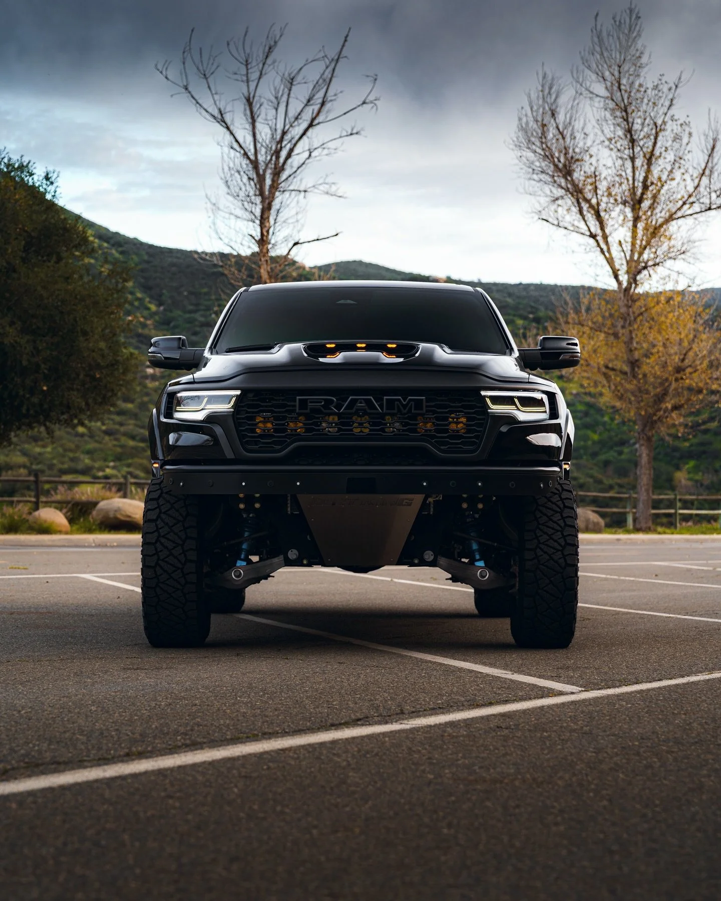 Dirt King.

@scatcatzr2

#ram #prerunner #offroad #truck