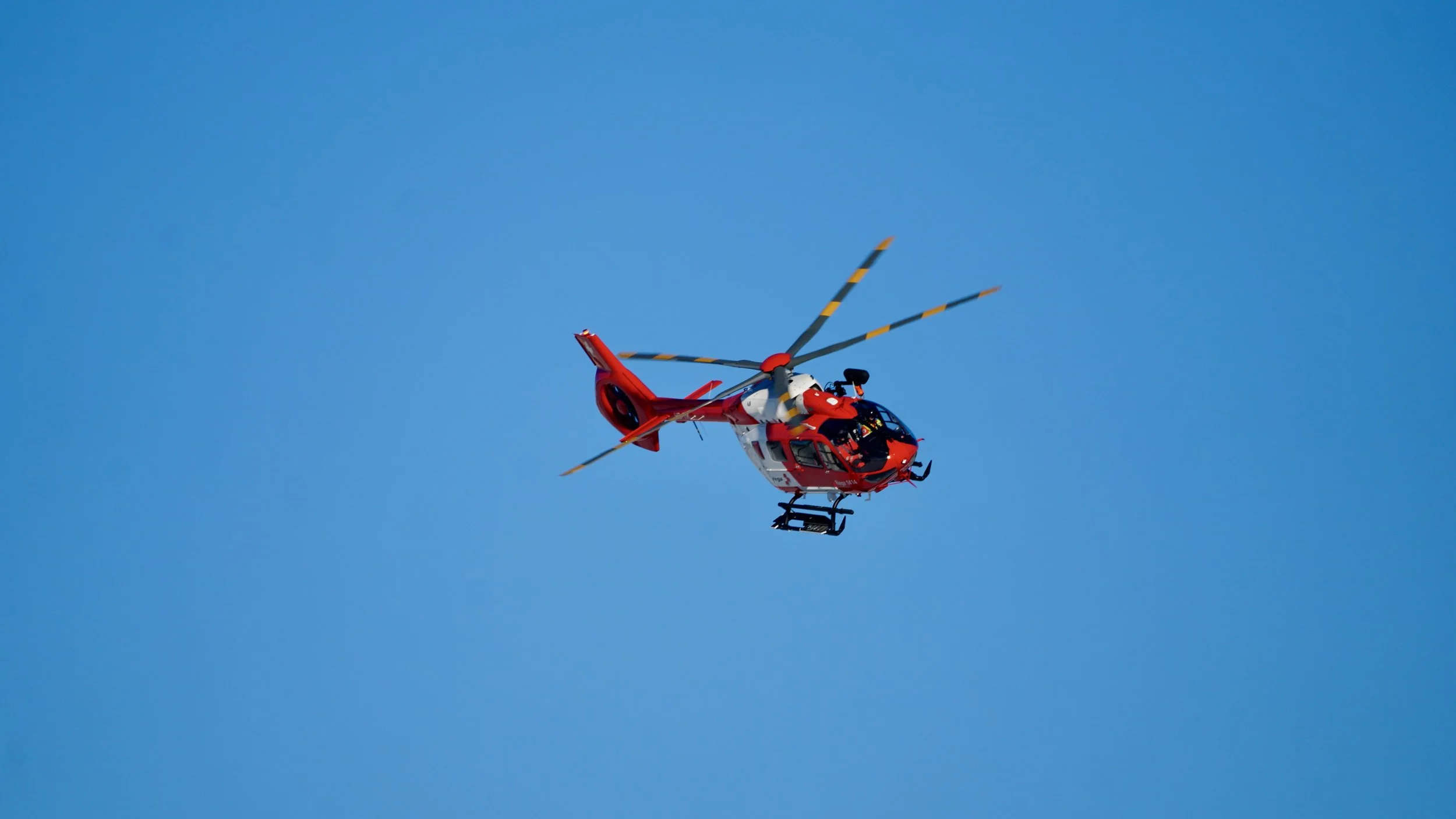 Rega Helikopter HB-TIK Kurve