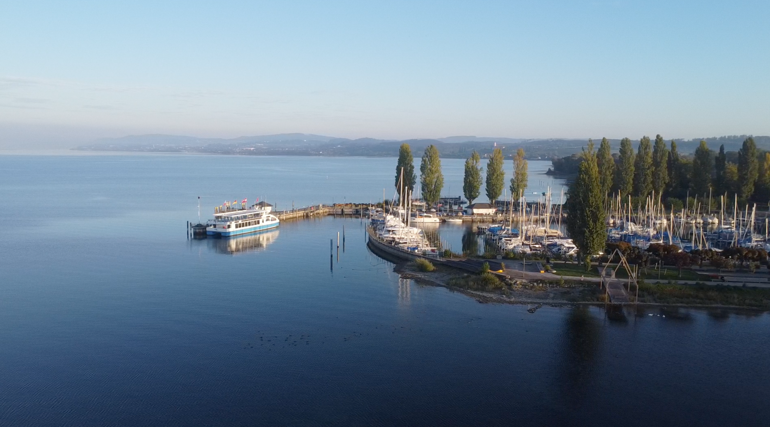 bodensee-veranstaltungen-schiff-unteruhldinger-hafen-thumbnail.jpg
