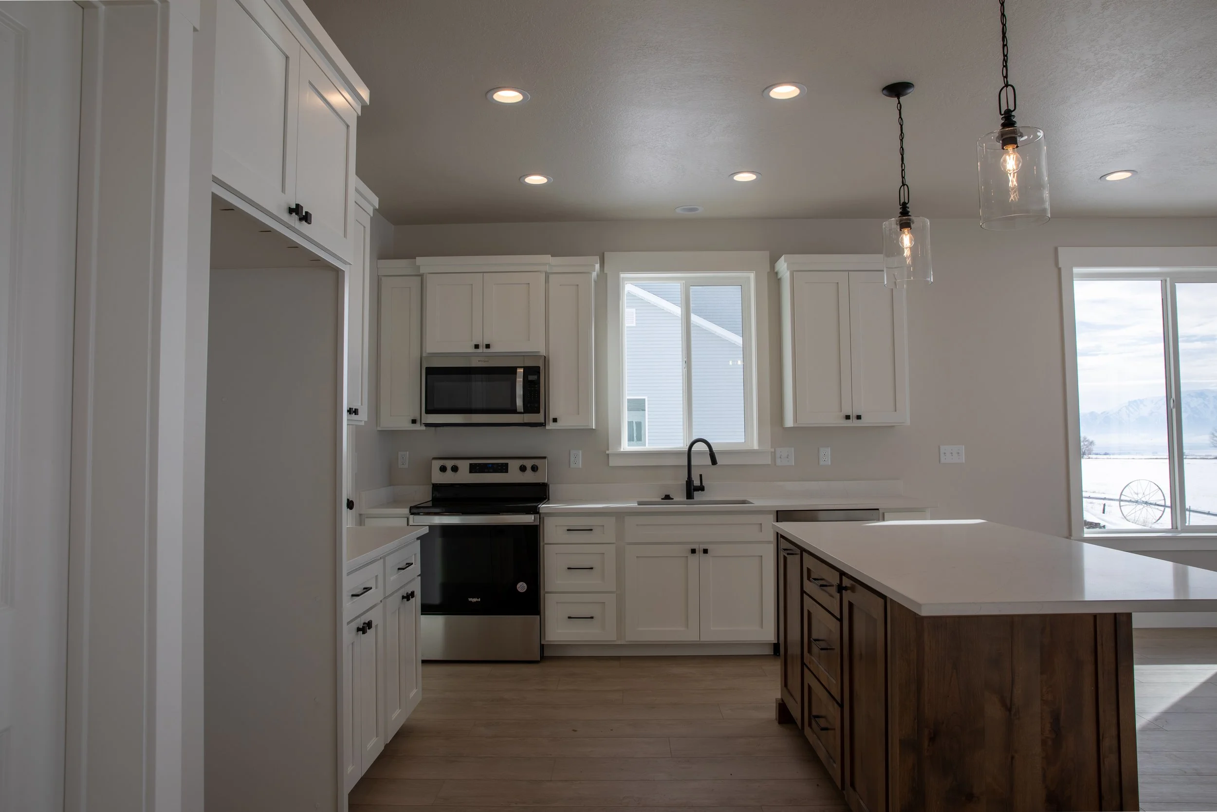 AW8A2866-HDR.jpg