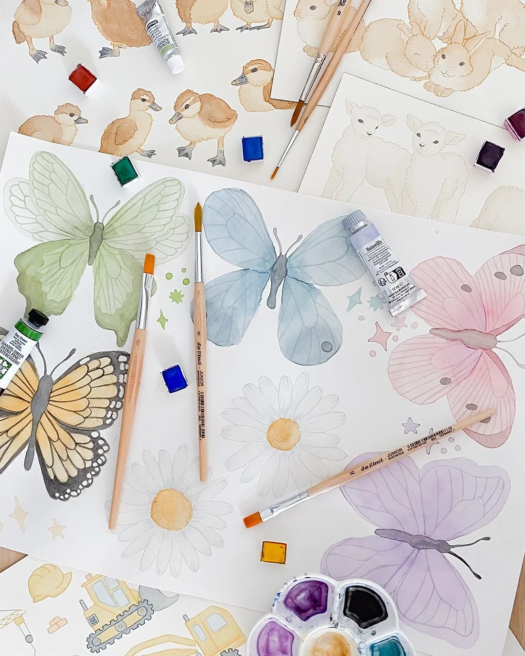 A little moment of quiet pride today, looking back at some watercolors from the past few weeks. 🐥 

Commissions, pieces created for my @amici.kids shop, art calls like Minted, and so many little moments spent painting one brushstroke at a time. I lo