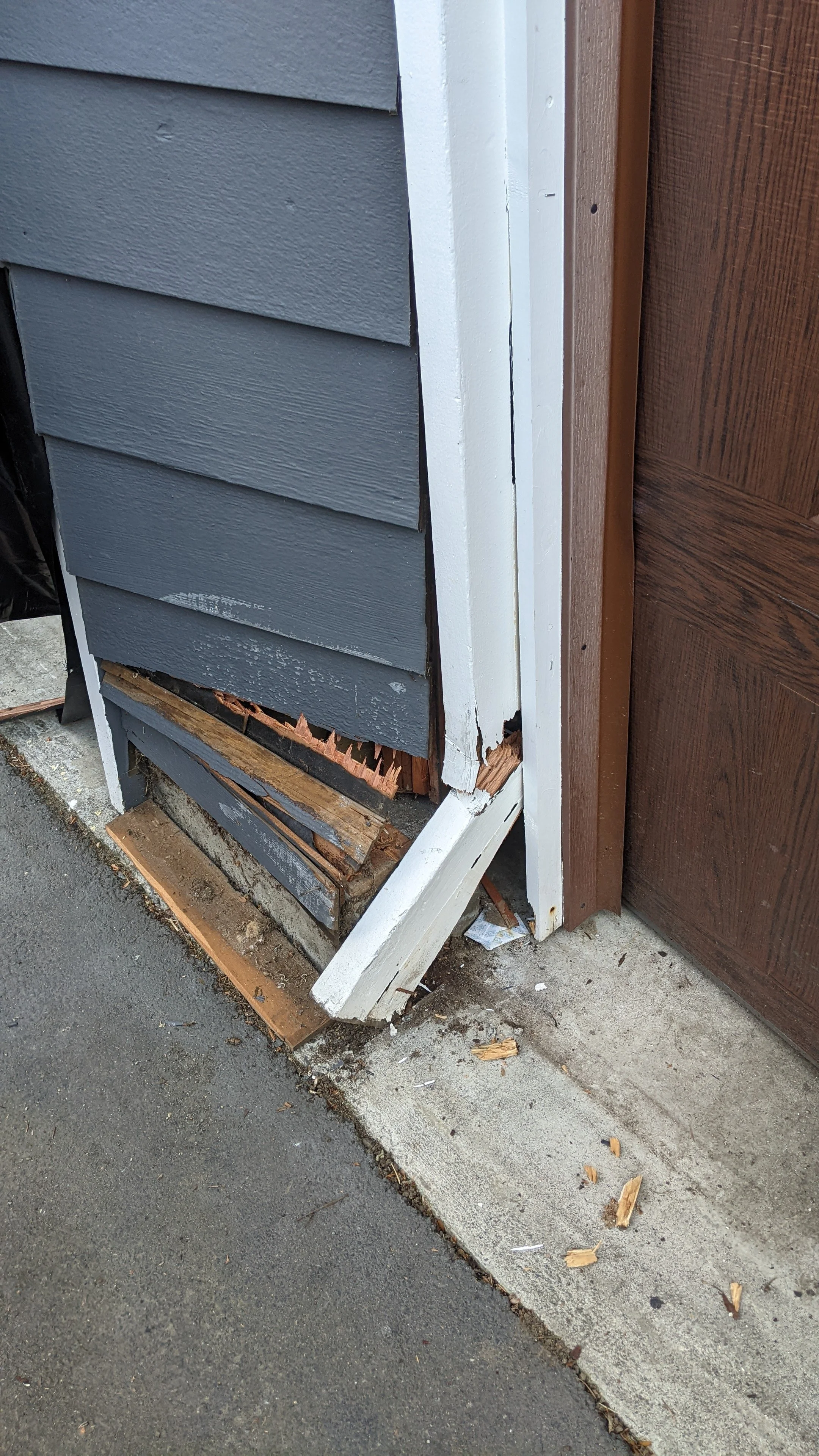 Seattle area home - exterior damage before repair.