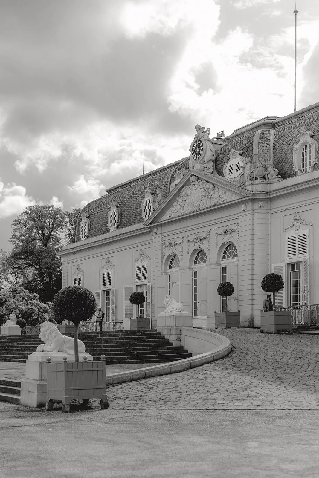 Schloss-benrath-standesamt-hochzeit-BINA5601.jpg