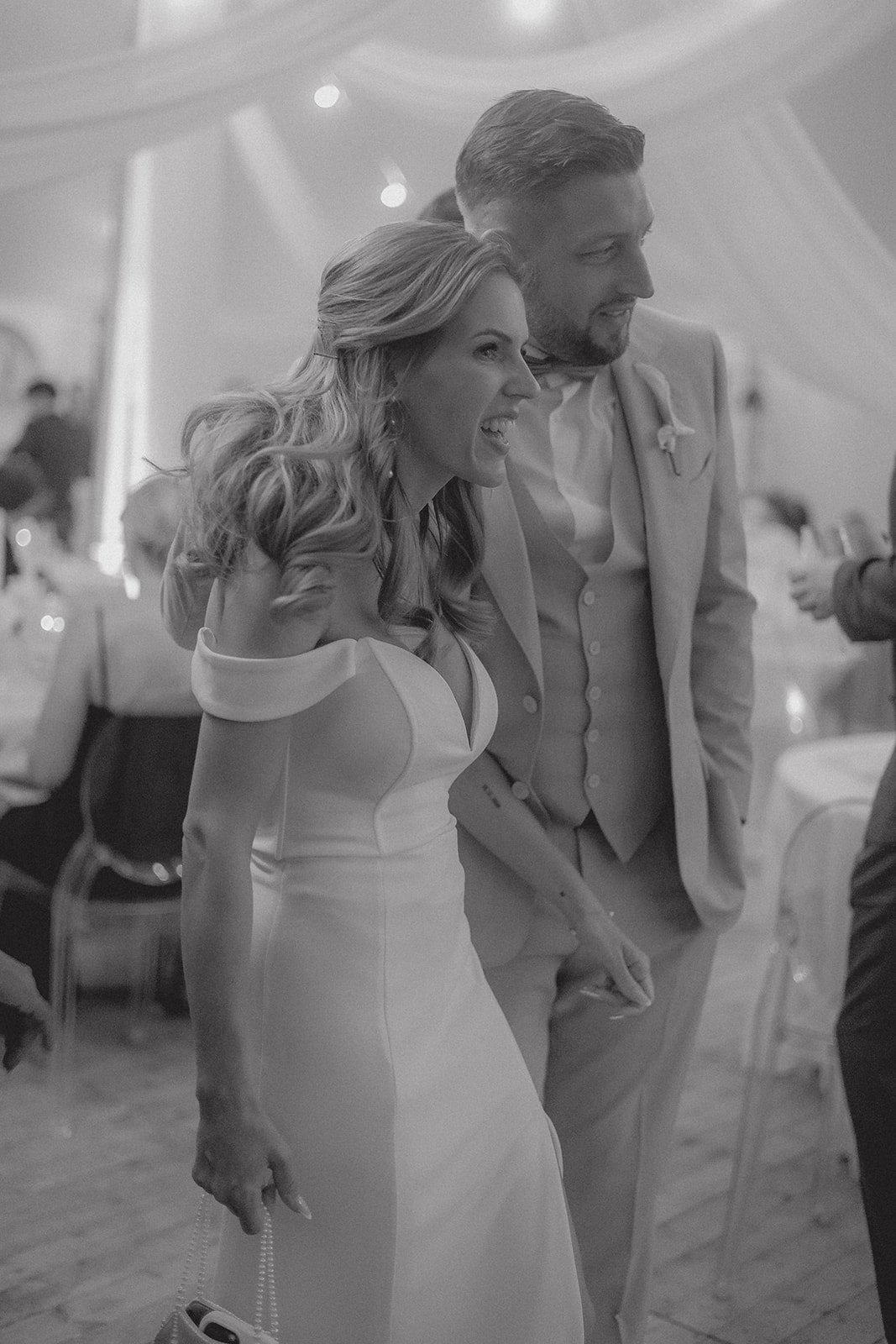 Valerie_Daniel_Hochzeit_214305-2.jpg