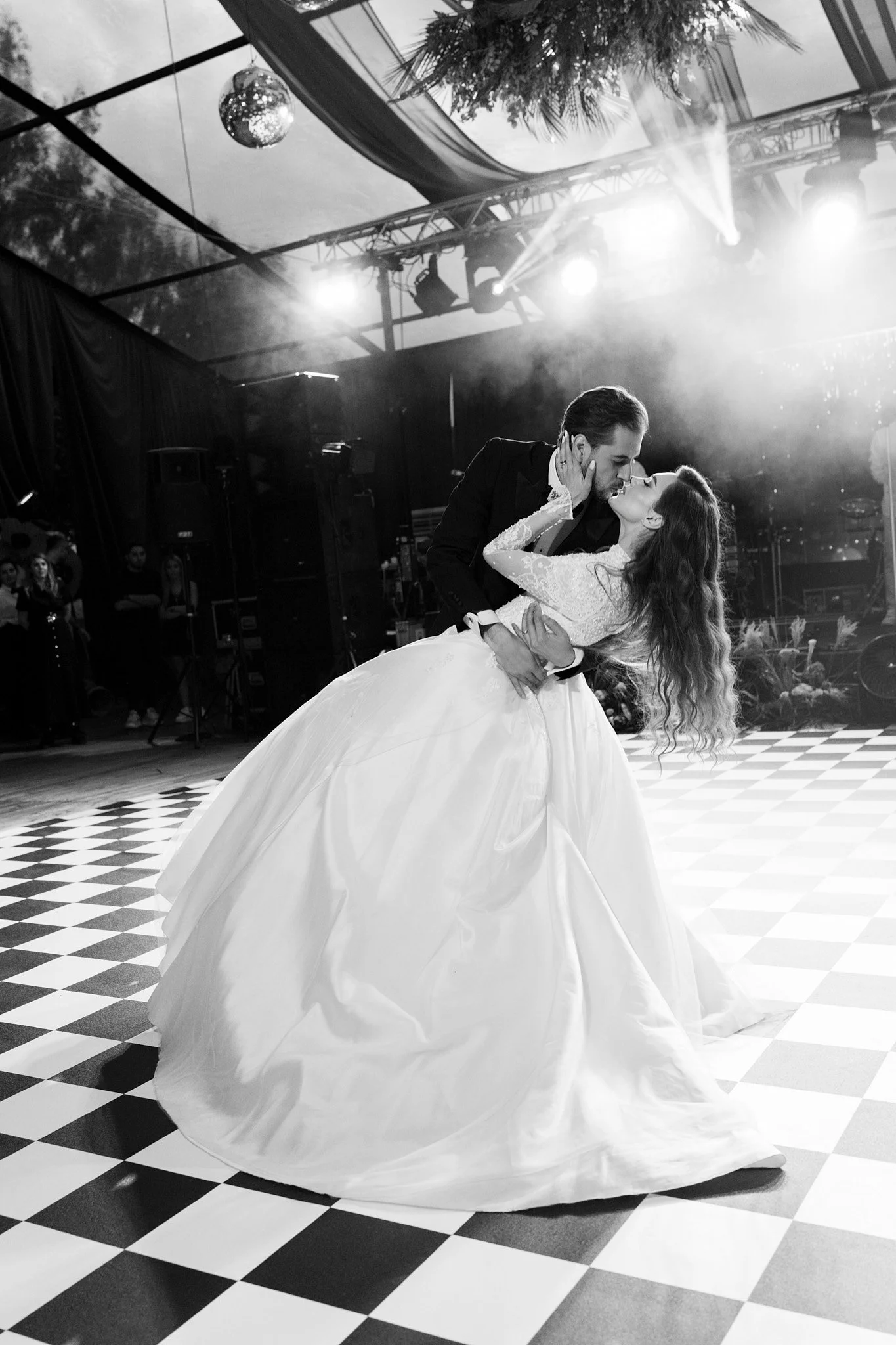 Preview Irina + Bogdan-189_(2).jpg