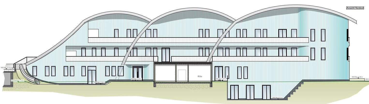 Fassadenansicht eines Schulcampus mit geschwungenem Dach und mehrgeschossiger Struktur – Architektur und Tragwerksplanung