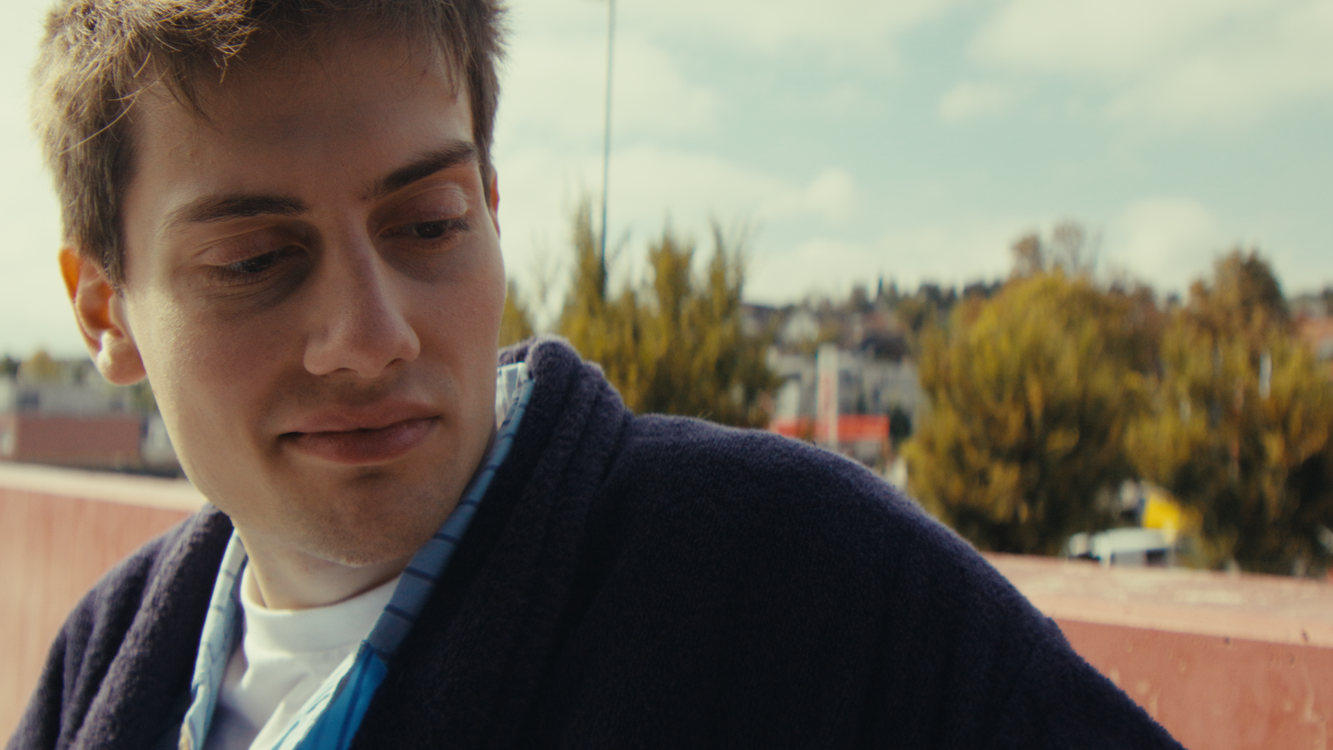 Sequenz 06.00_05_44_07.Standbild026.png