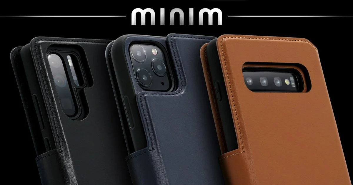 Smartphonehoesjes in zwart, blauw en bruin.