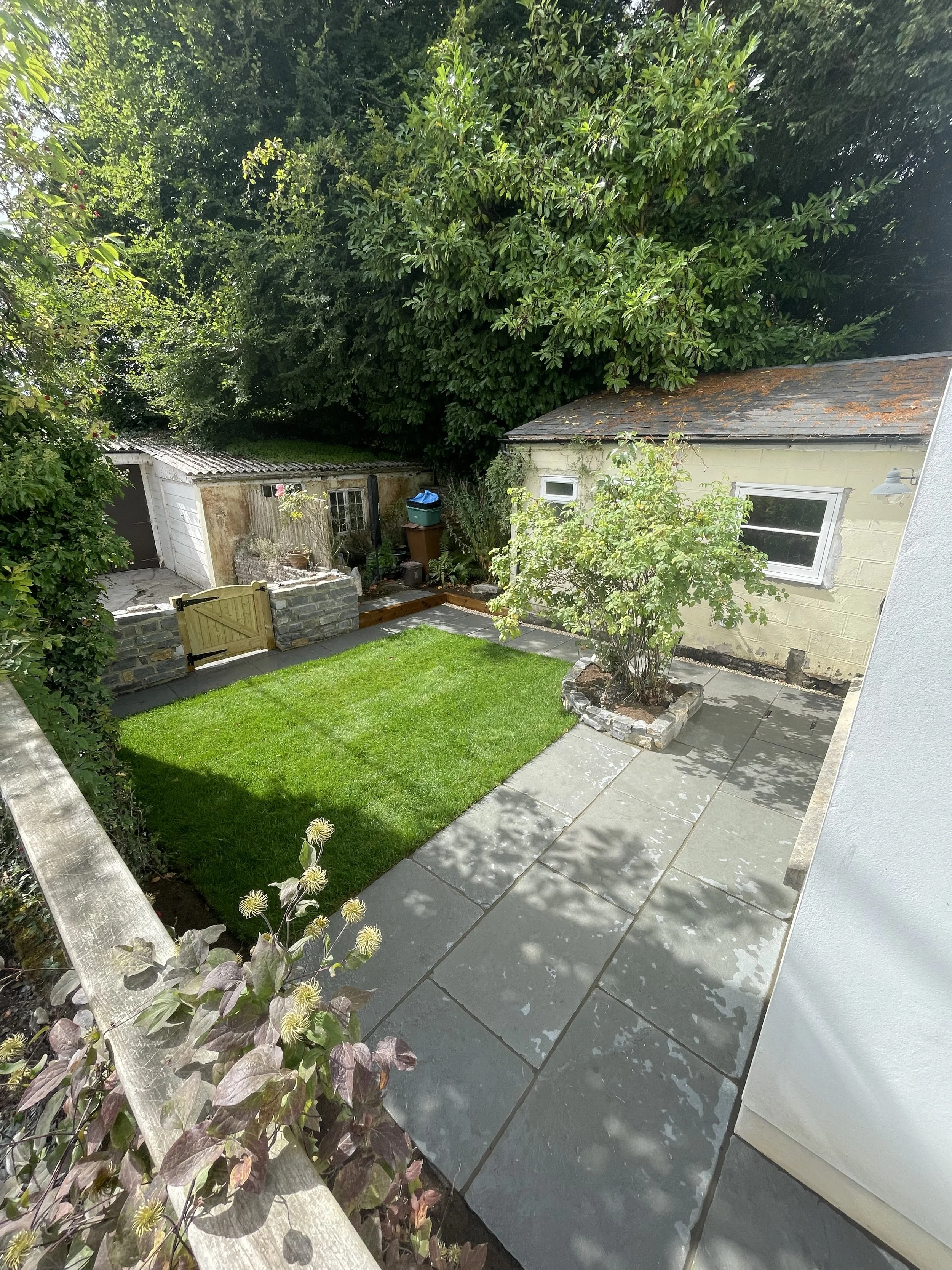 Oranssi project: wraparound deck