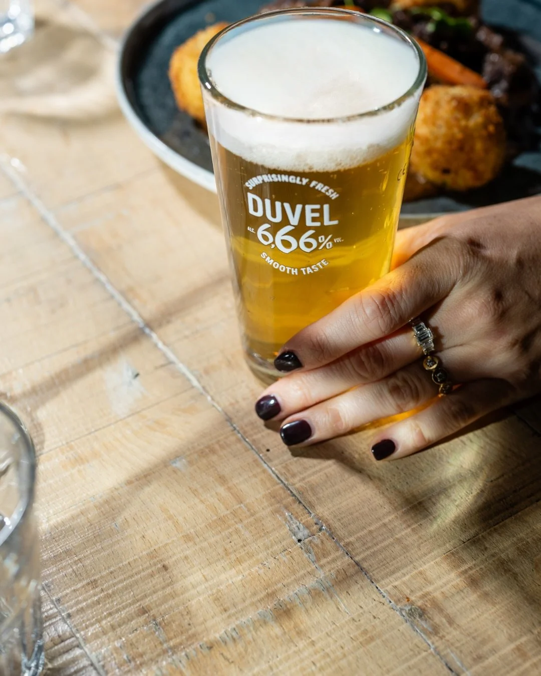Un pit stop bien m&eacute;rit&eacute;.
Z&eacute;ro alcool sur les pistes bien s&ucirc;r !

-
#karting #wavre #food #restowavre #cuisinebelge #cuisinemaison #belgium #restaurant #kartingbelgium #family #kids #bistro #foodlover #new #beer #biere