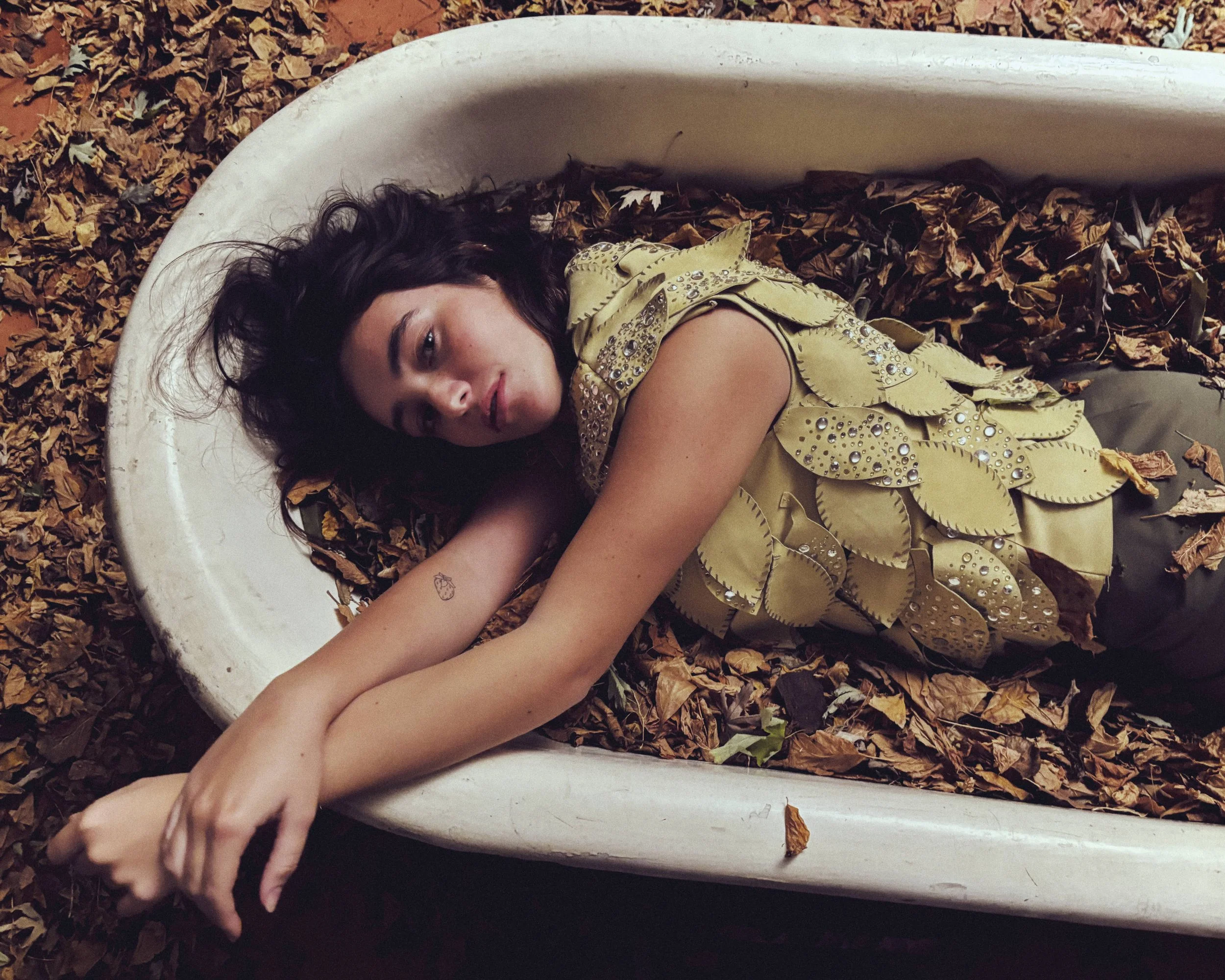 2025_10_09_LACRIMOSA_STILLS 3.jpg