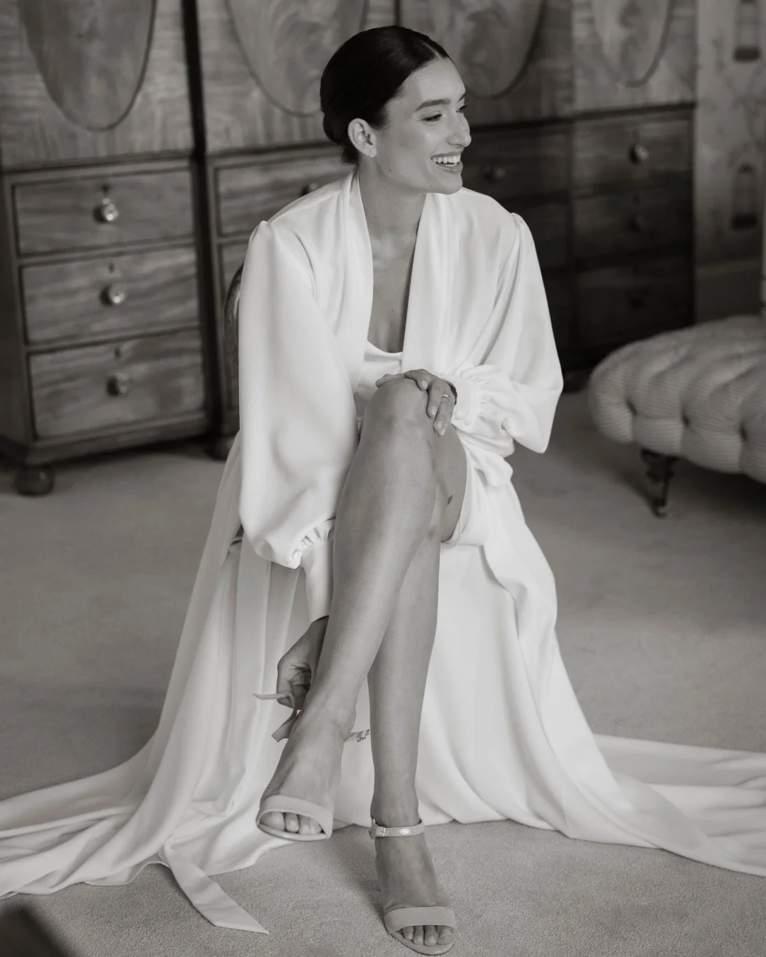 Bridal Prep with Gabriella, shot during a gorgeous workshop from last year by @elevate_workshops 

Workshop host @elevate_workshops
Concept &amp; Styling @storiesof_events and @breige_
Florist  @breige_
Venue @sandonhall
On the day support @aboveallw