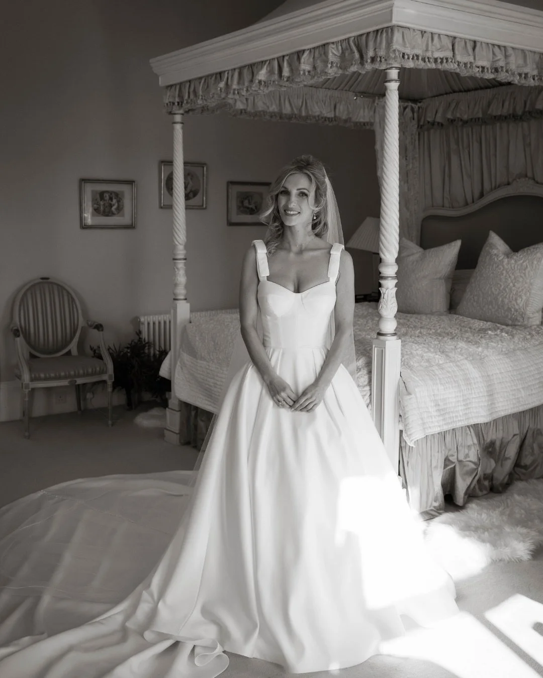 The morning with Em at @northcadburycourt- a mix of film 🎞️ and digital 🤍

Venue: @northcadburycourt
Makeup: @makeupbychloehill
Dress: @chameleonbride 
Hair: @debtalli 
@emjem7 

Olivia J Morgan Photography | Romantic UK Wedding Photographer 

#nor