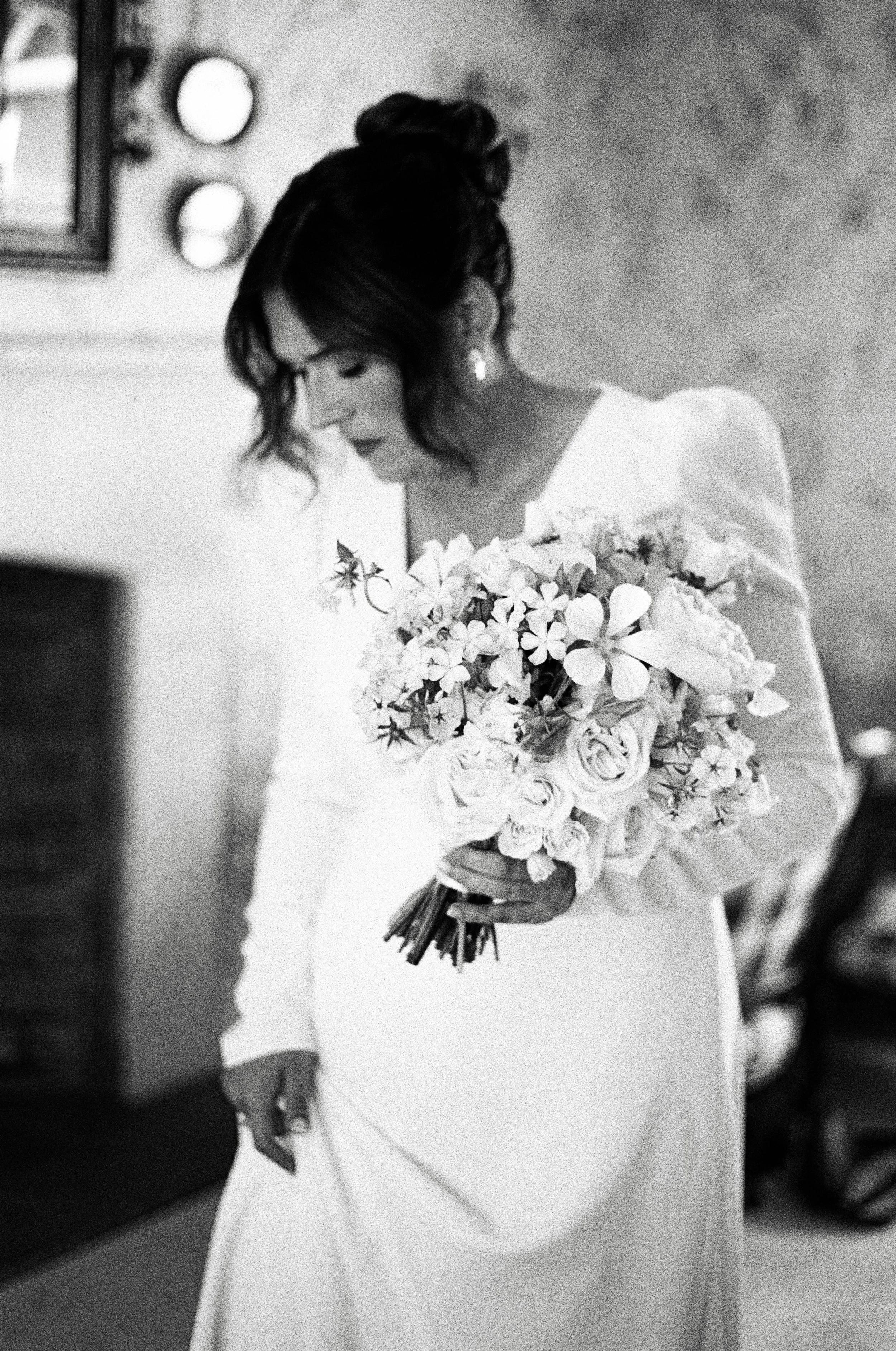 Dewsall_Court_Wedding_Photographer_Olivia_J_Morgan_Photography_A_-22.jpg