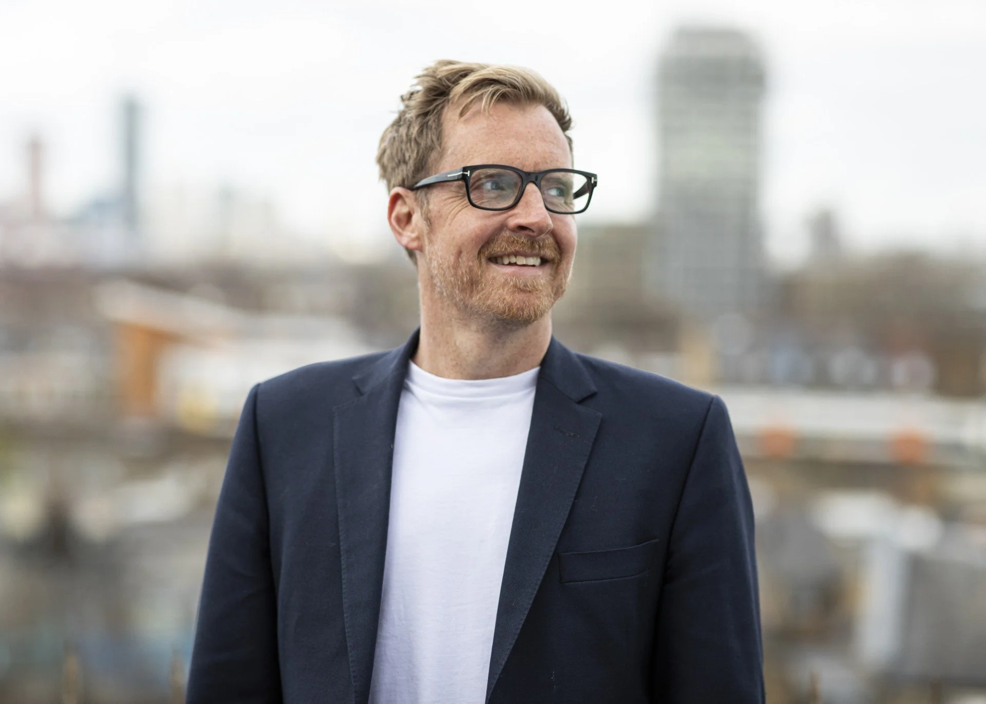 How To Overcome Uncertainty And Deliver Genuine Behavioural Change  With Sam Conniff 