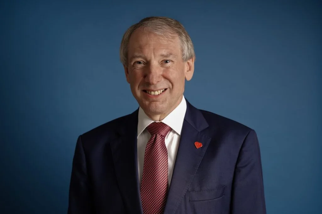 Understanding The Importance Of Emotional Intelligence In Training And Learning With Dr Robin Hills 