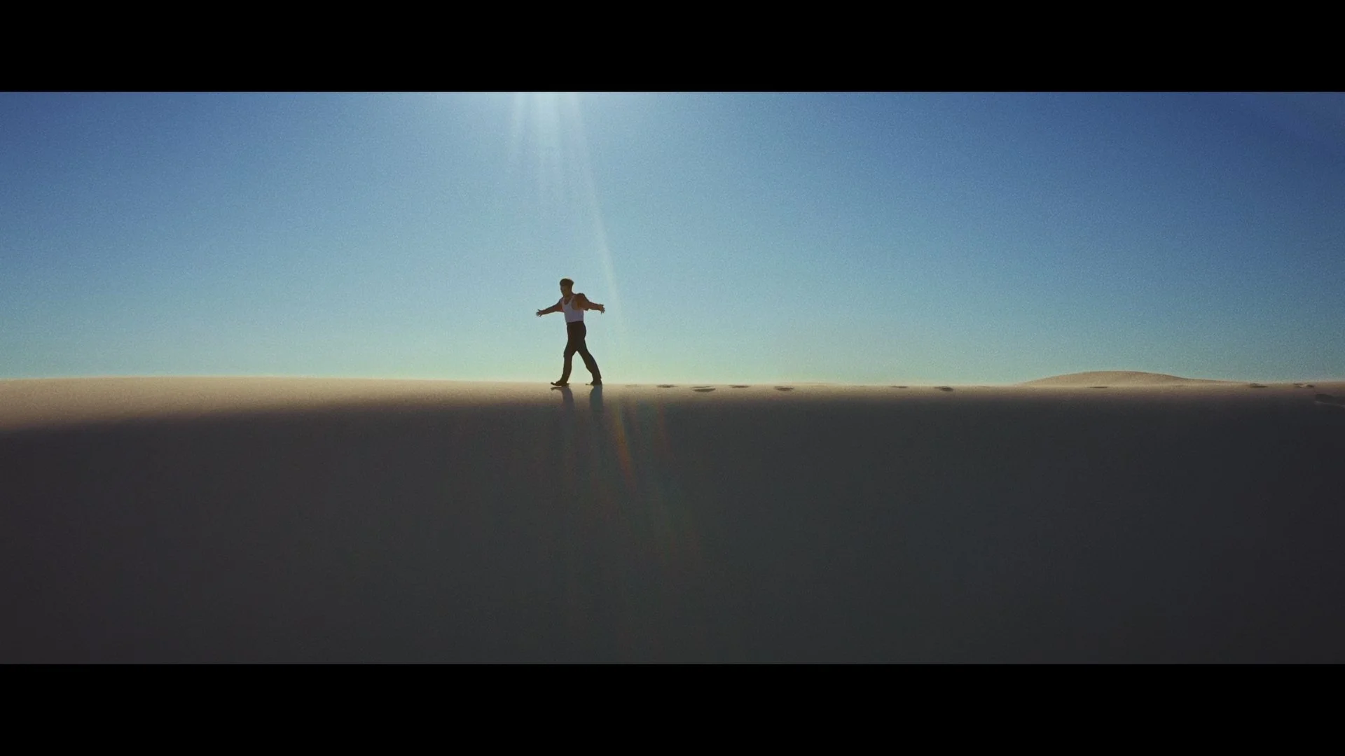 George Neave Colourist Freelance Colourist London Remote Colourist Worldwide High end Commercials Colourist Music Video Colourist Narrative Film Colourist Short-form & Long-form Colour Grading High-budget & Low-budget Projects DaVinci Resolve UK