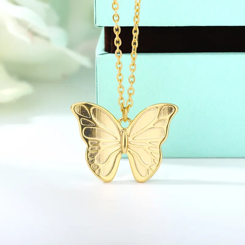 collier papillon