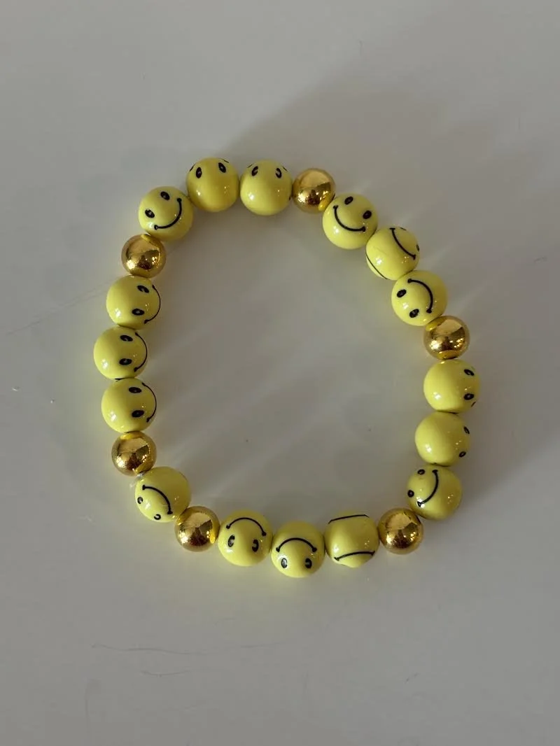 Medium Smiley Face beaded Bracelet