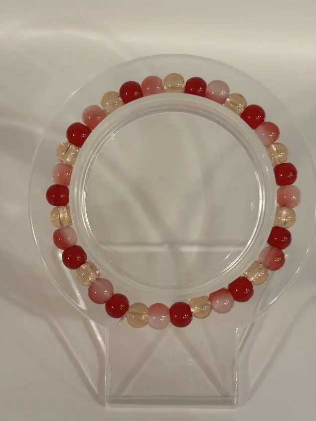 Small Valentine's Day Glass Beaded Bracelet