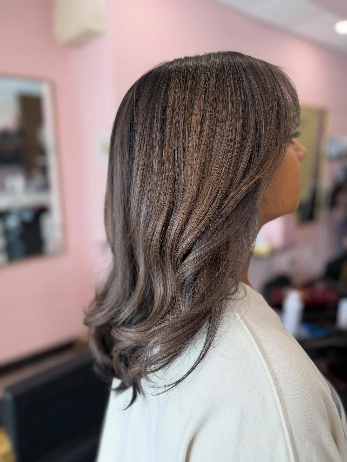 Trimmed and toned 😍
Stylist: Keristen

#orangevillehair #orangevillehairstylist #orangevillehairsalon #iamgoldwell