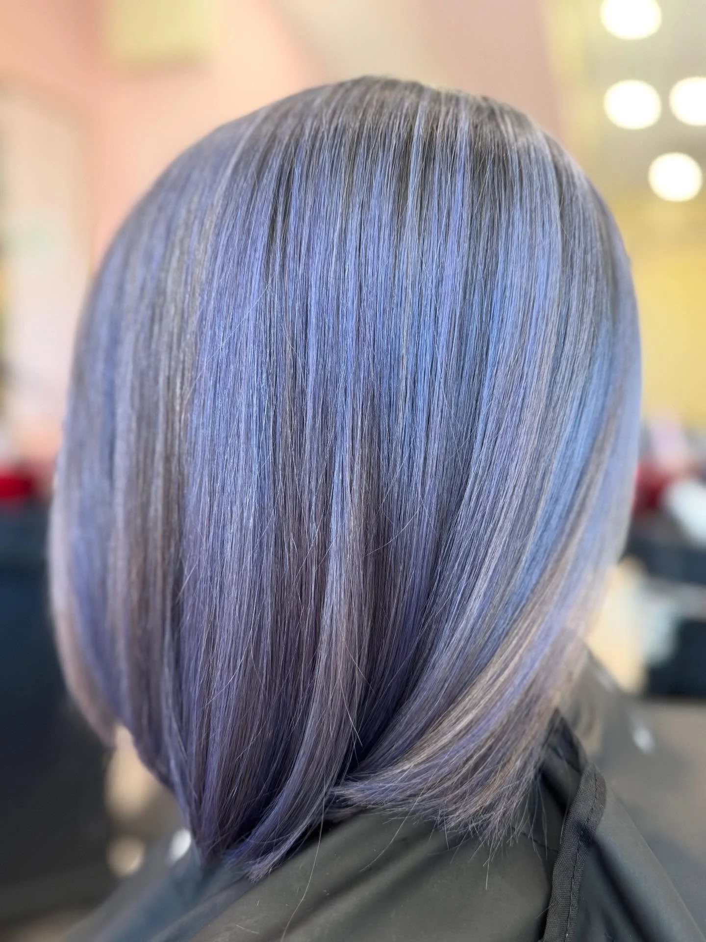 Midnight tones with a cosmic twist 🌌✨
Galaxy blue that shifts, shines, and steals the spotlight from every angle 💙
Stylist:Danielle

#orangevillehairsalon #orangevillehairstylist #orangevillehair #iamgoldwell #goldwellcaapproved