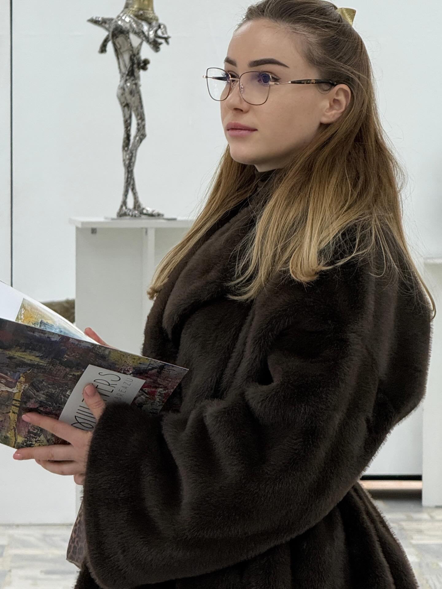 150 de ani de la nașterea lui Constantin Br&acirc;ncuși.
O expoziție de sculptură contemporană care aduce un omagiu influenței sale asupra artei moderne 

#sculpture #art #modernart #gallery #arthistory