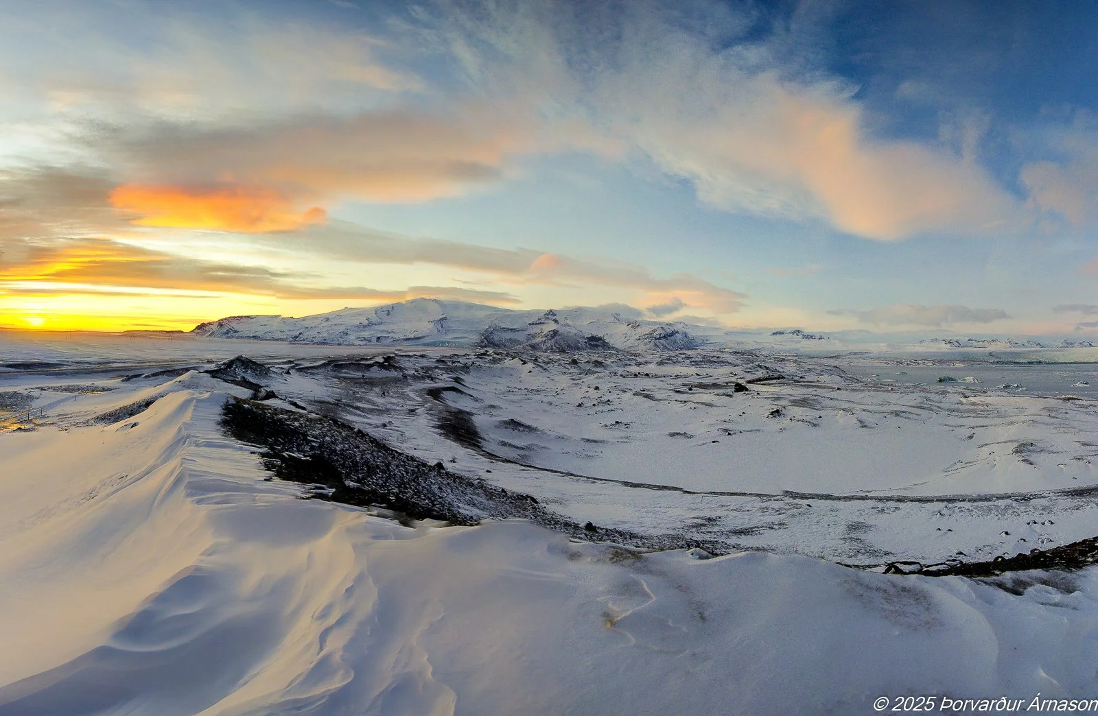 JokulsarlonJan25_PAN2-.jpg