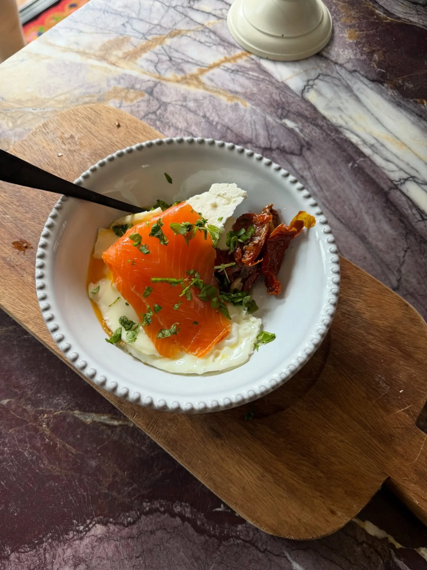 What I was eating in March to feel superhuman, keep my chronic inflammation at bay, and fuel my body like a human is meant to. 

#antiinflammatorydiet #diettips #chronicinflammation #crohnsandcolitis #eatwell