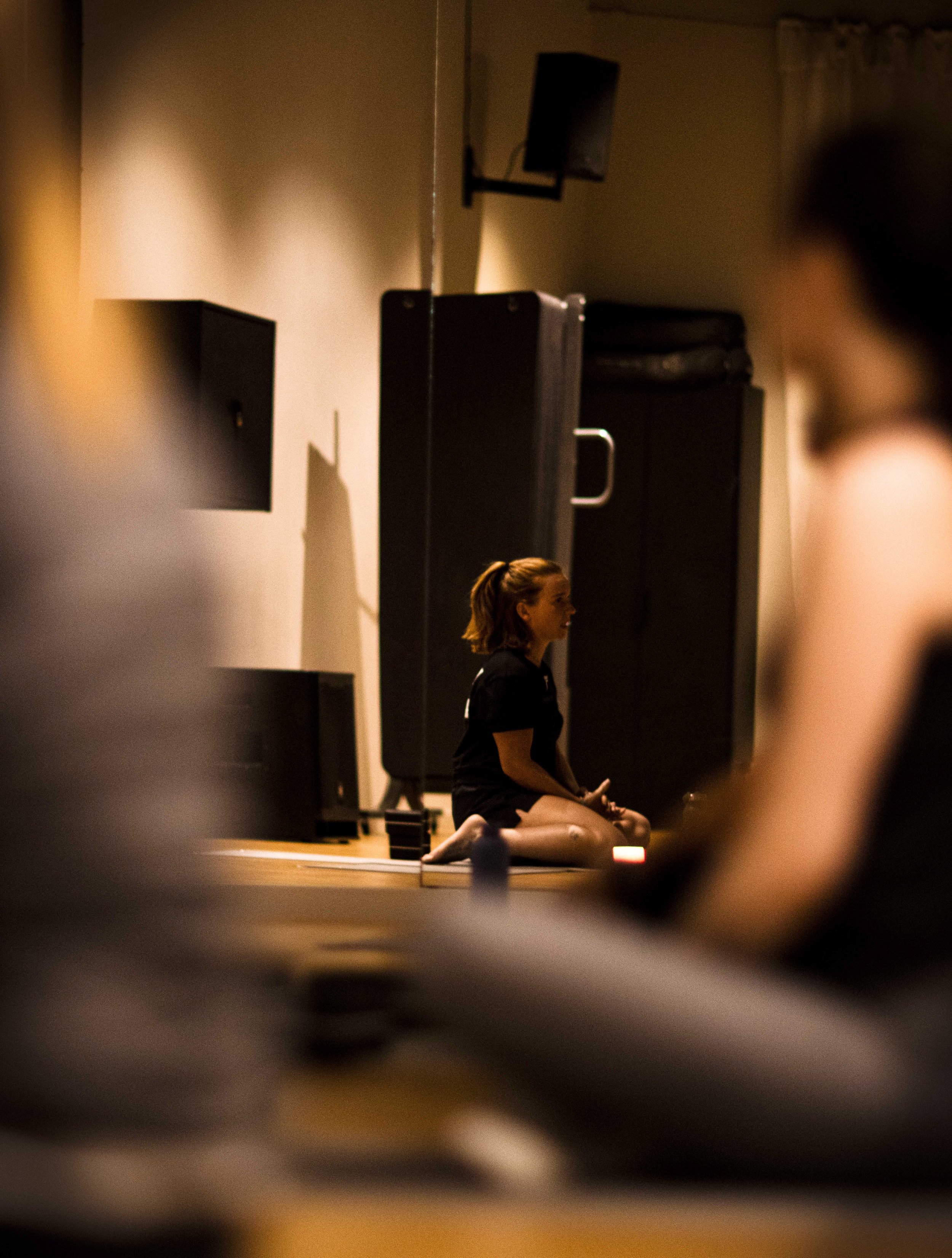 Denise Ström Kvinnlig PT Nyköping Personlig Träning Yoga