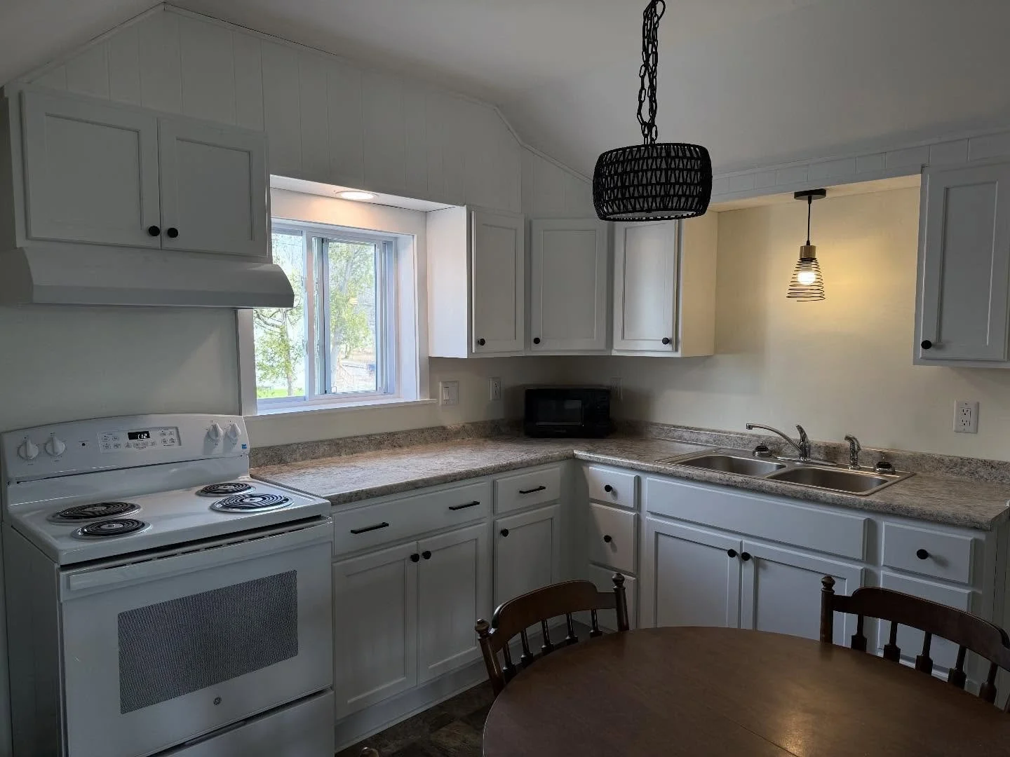 Fully Renovated Kitchen and Bathroom

-
-
-
#carpentry #remodel #renovation