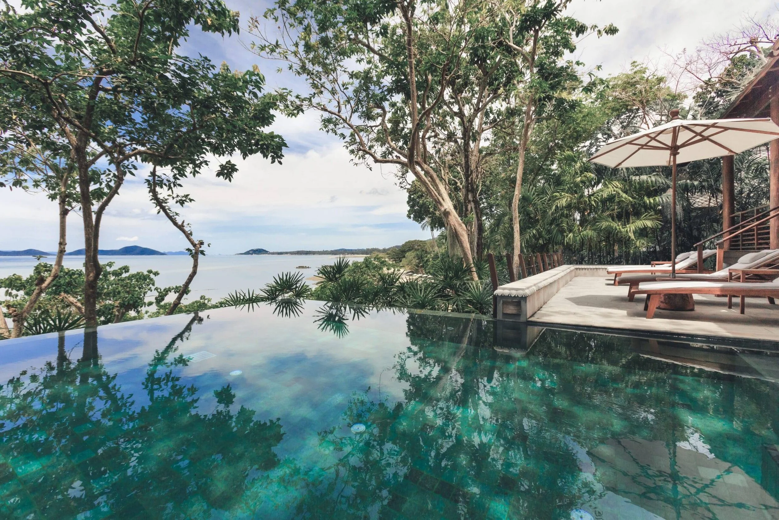 Private pool villa with beach access anyone?