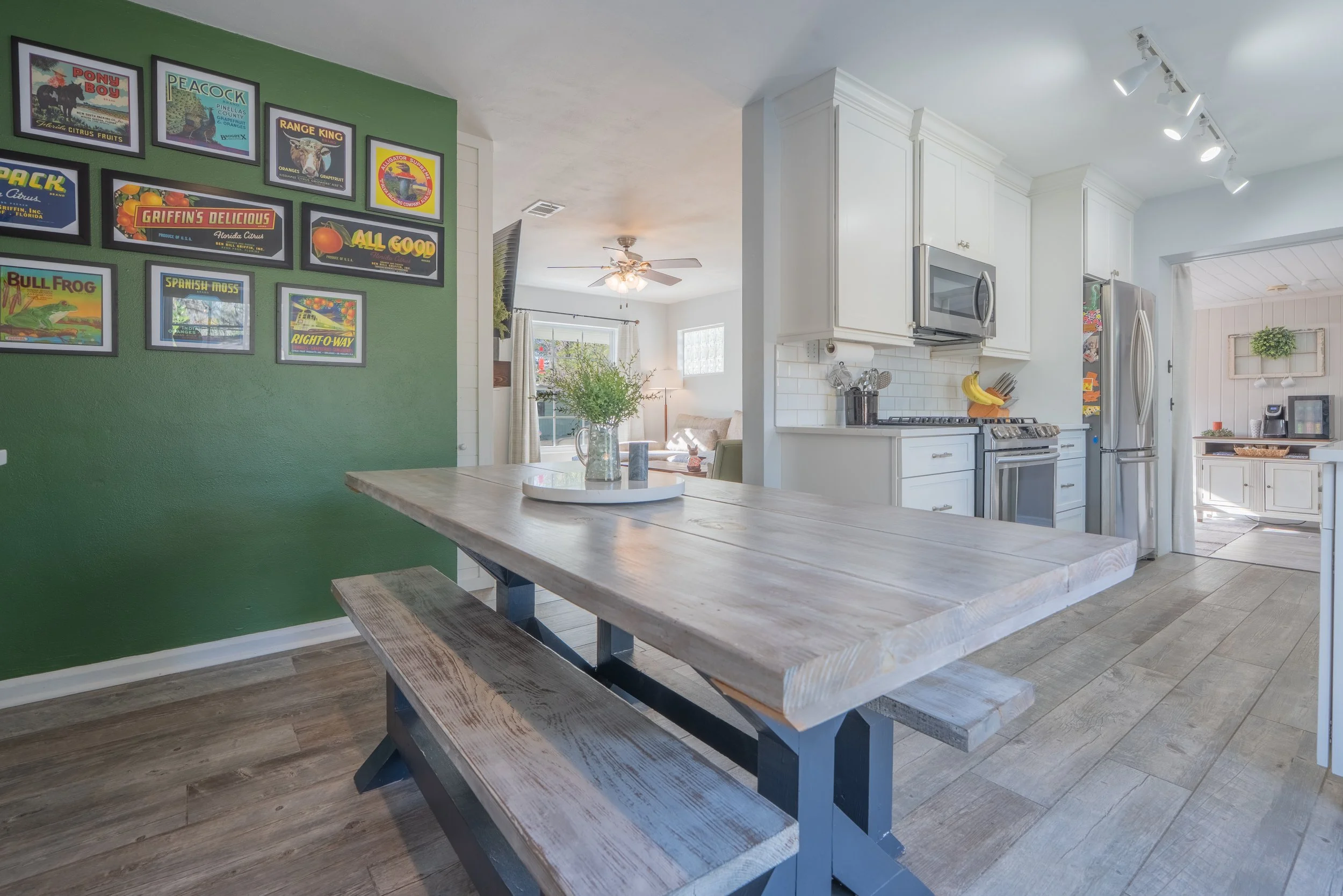 Dining Room 2.jpg