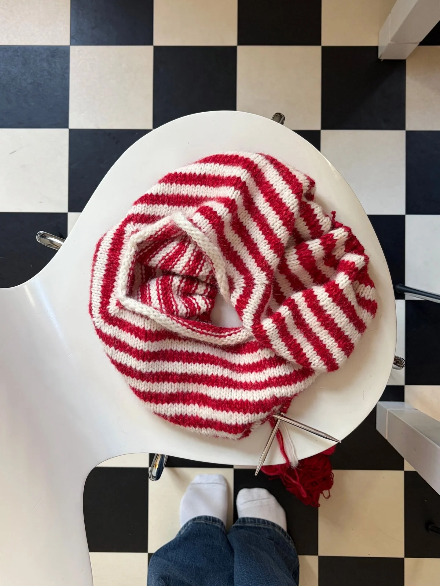 Offisielt ferdig med 🌧️🌚☔️🌂🌨️❄️🌑💤 og klar for 🧡🌈☀️🦄🎈🌻🍭🍬❤️&zwj;🔥