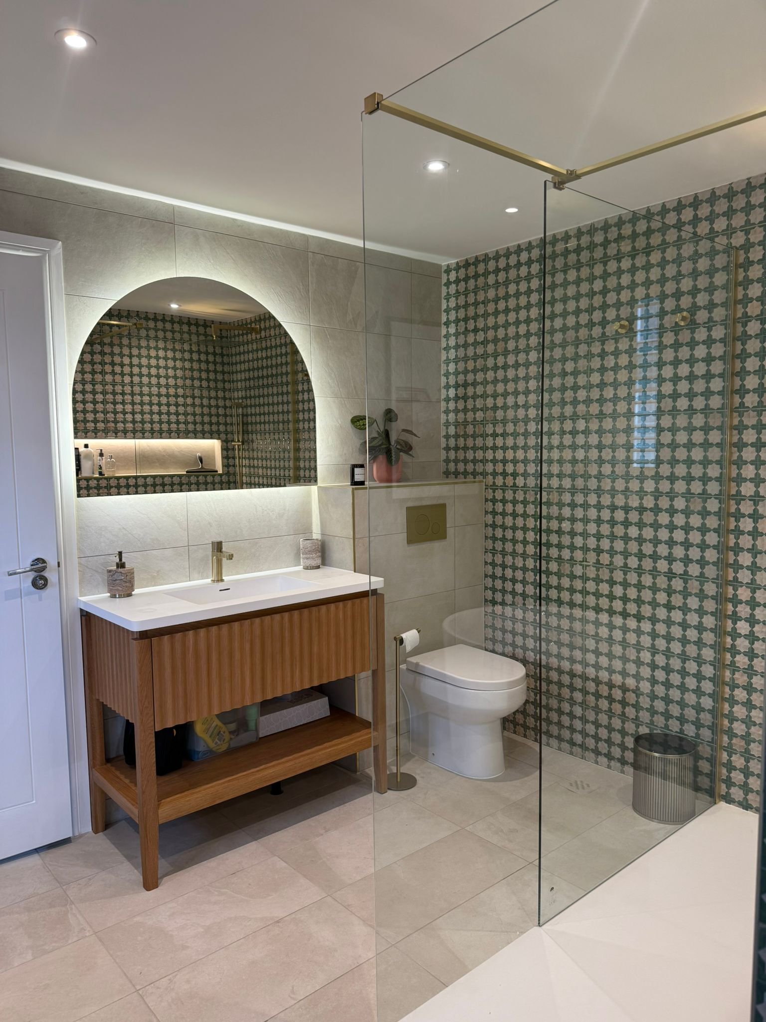 WhatsApp Image 2025-11-15 at 23.03.05_5b51ba06.jpg