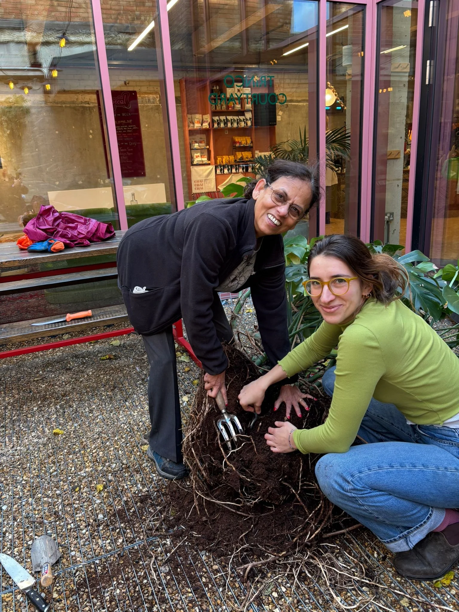 WhatsApp Image 2025-12-10 at 16.32.43 (4).jpeg