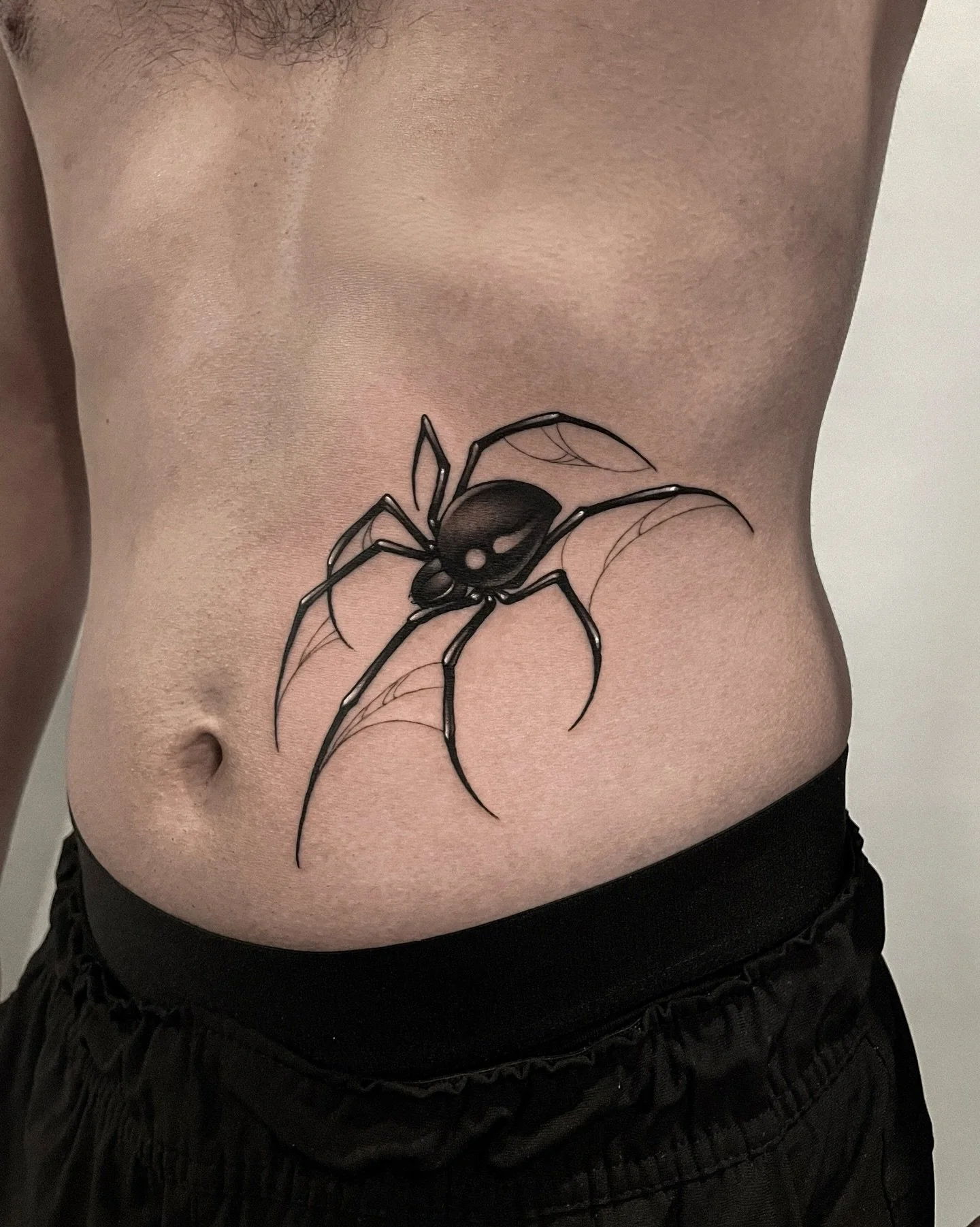 Spider 🕷️
Fait par @dorine.soler 

&darr; Infos/Booking
dorinetattoo@gmail.com
reglisse-studio.com

___
#montpellier #mtp #montpelliertattoo #tattoomontpellier #tatoueurmontpellier