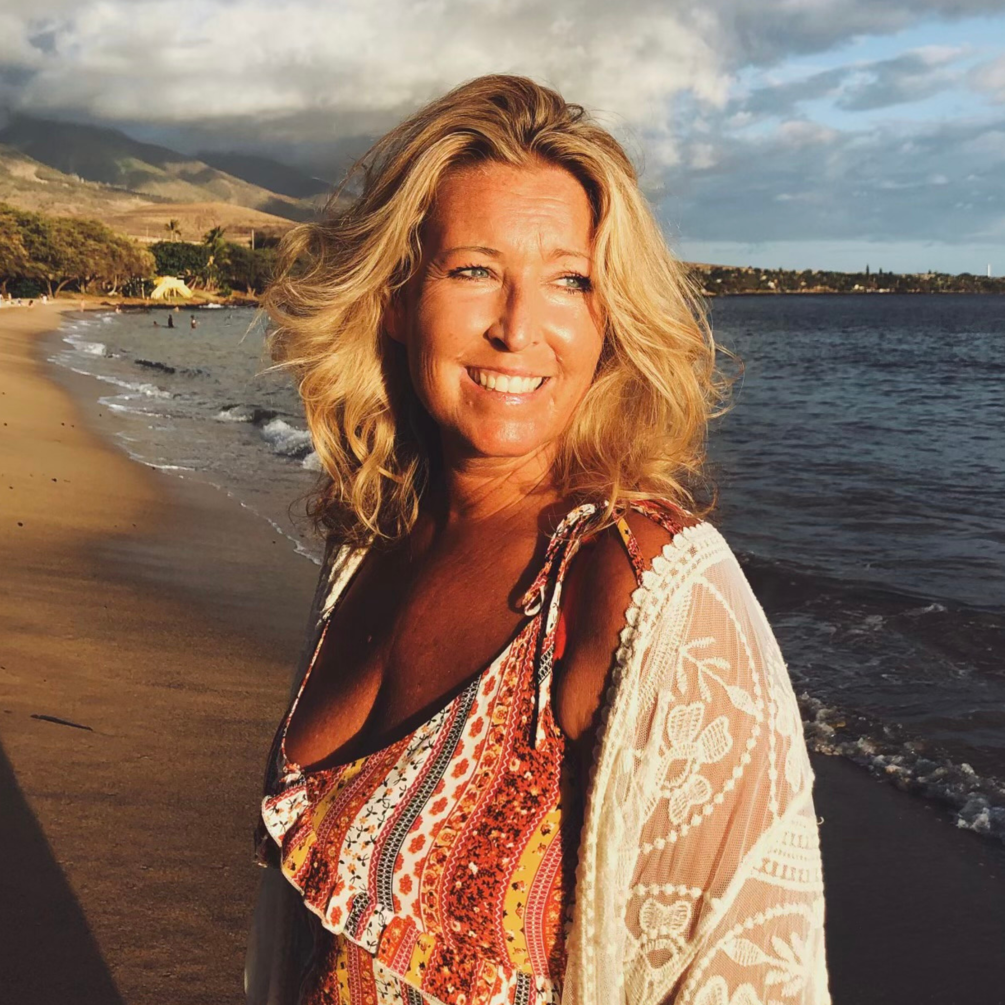 contributor's online headshot (2).png