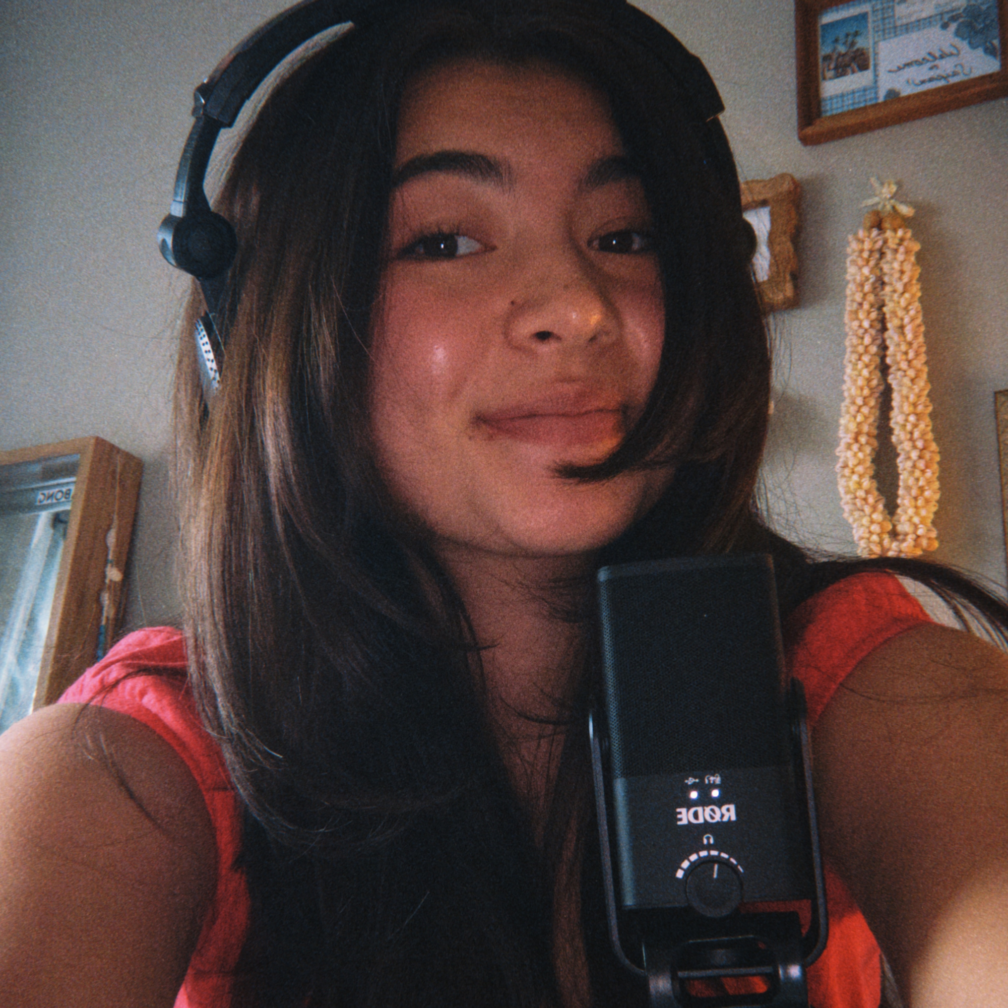 contributor's online headshot (1).png