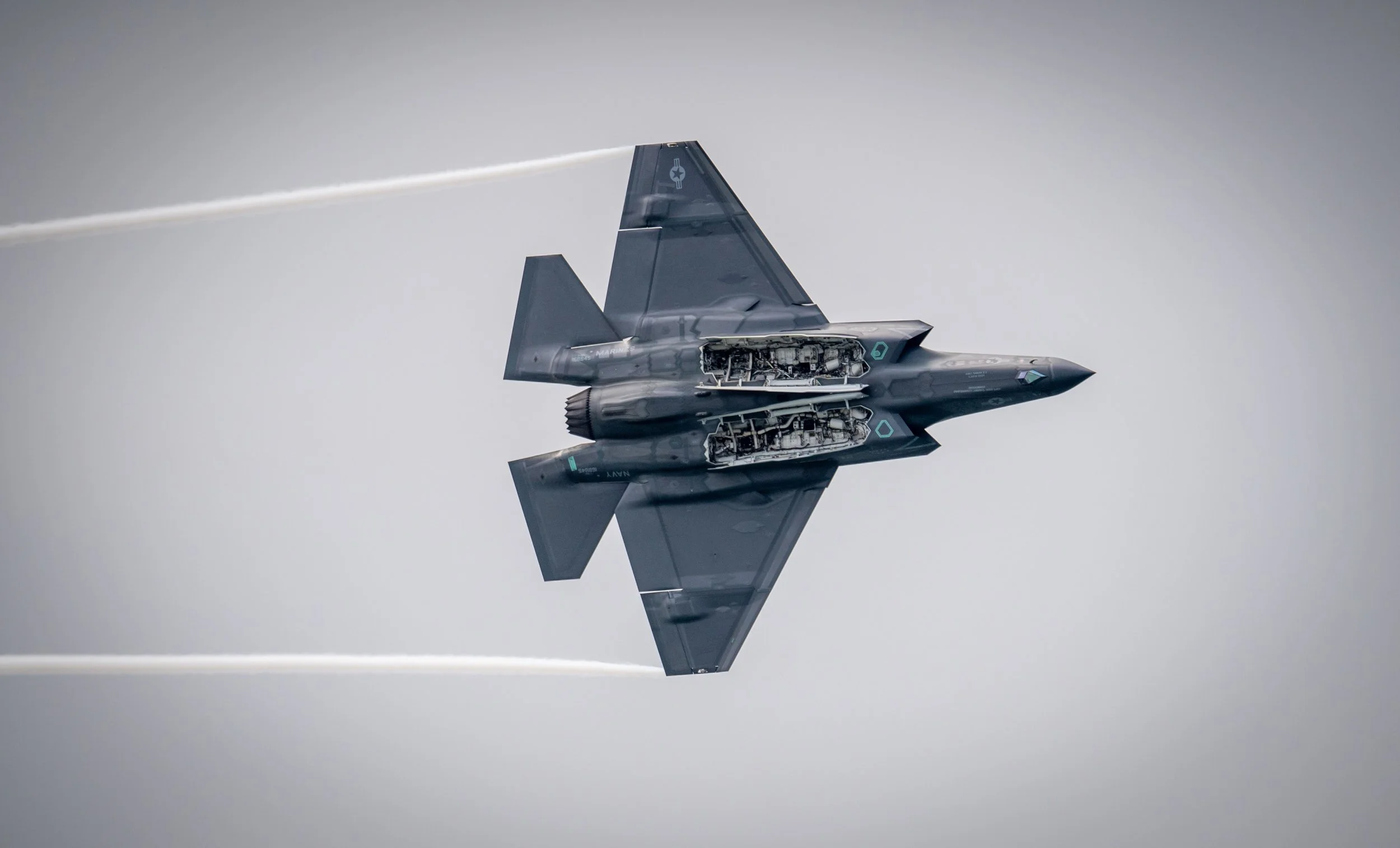 F-35. Photo by Pexels.